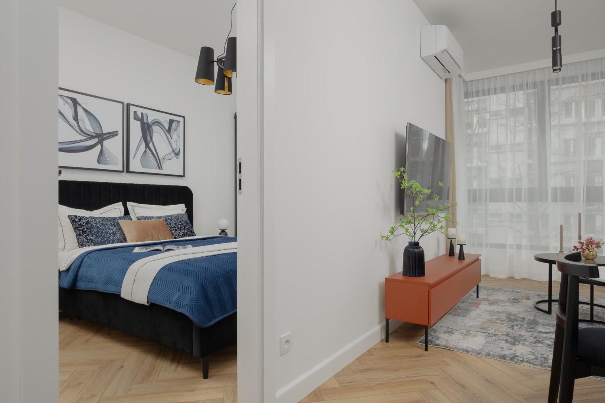 Apartment Grzybowska Elegant In The Heart Of The Capital By Renters Prestige