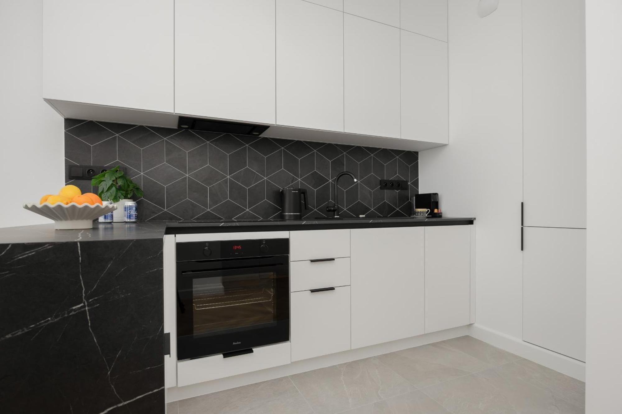 Apartment Grzybowska Elegant In The Heart Of The Capital By Renters Prestige