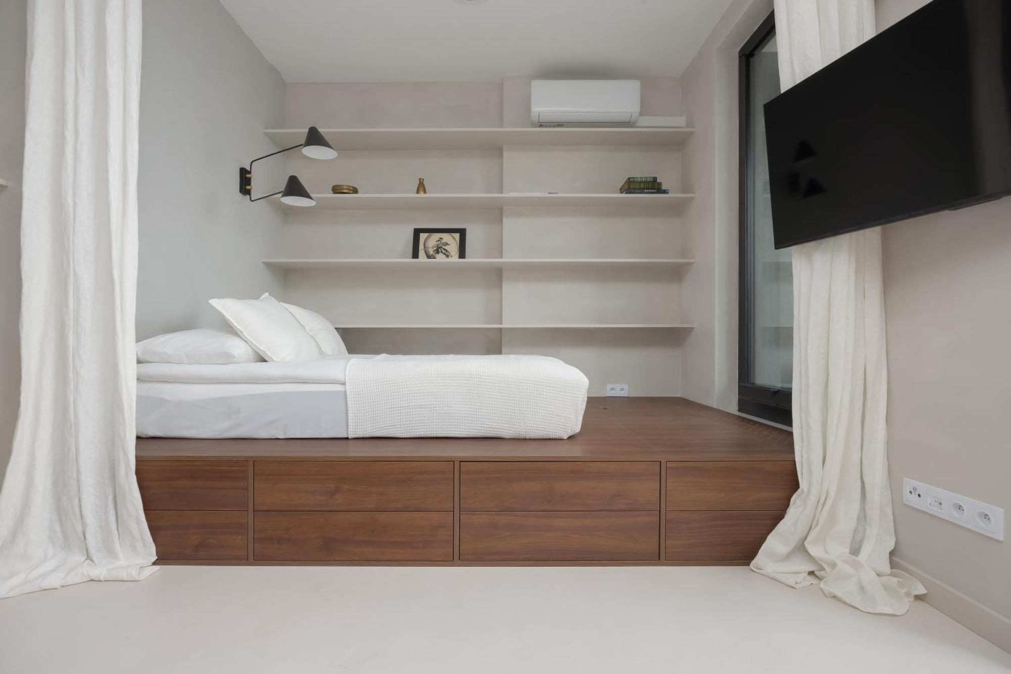 Apartment Grzybowska Elegant In The Heart Of The Capital By Renters Prestige Warsaw