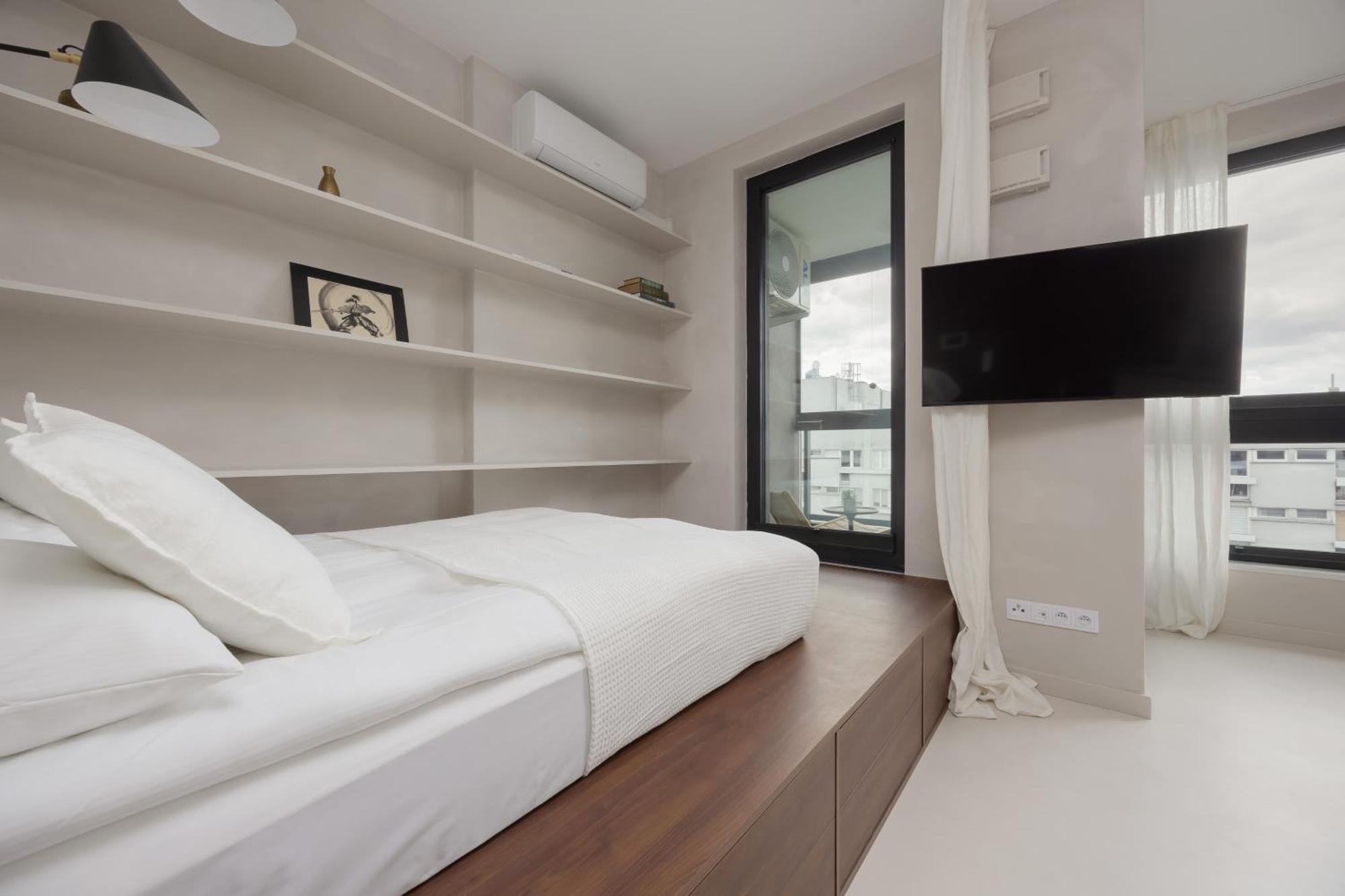 Grzybowska Elegant In The Heart Of The Capital By Renters Prestige *